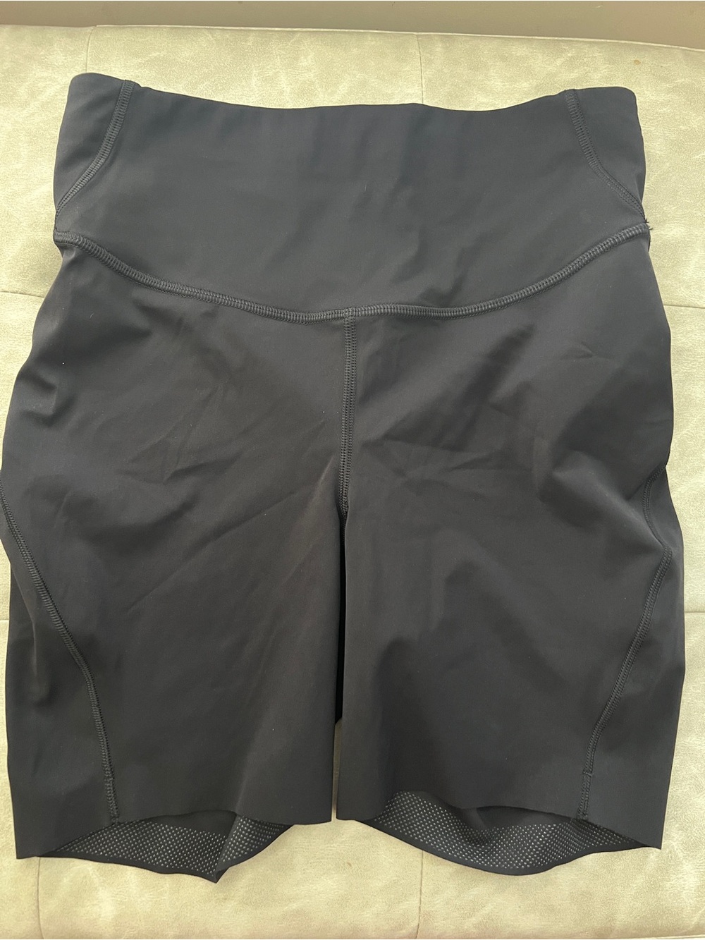 Lululemon Base Pace Running Short 6 inch
